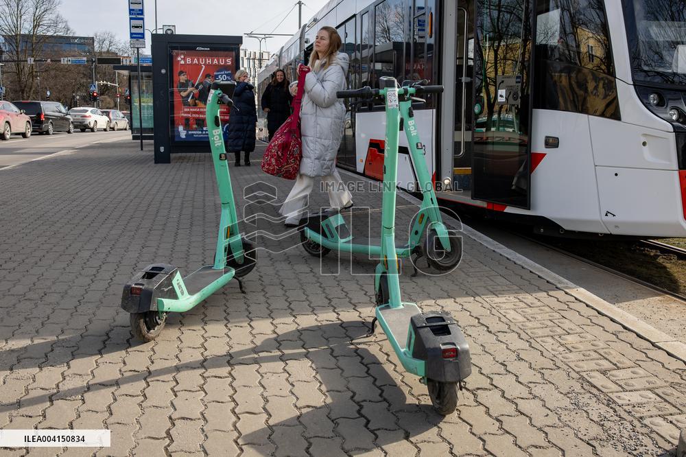 Anarchy of rental electric scooters
