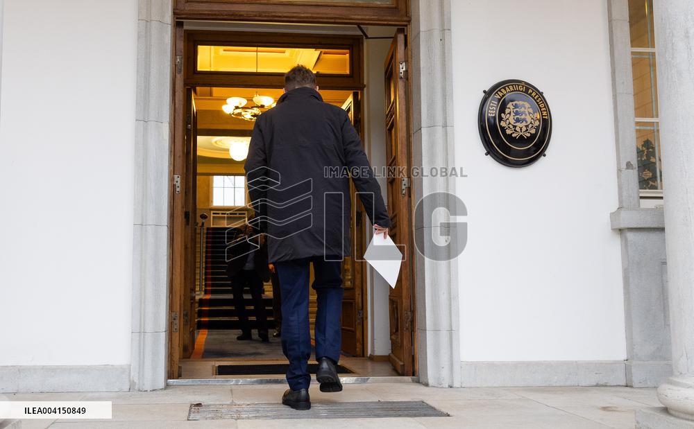 President Karis formally dismisses SDE ministers from office