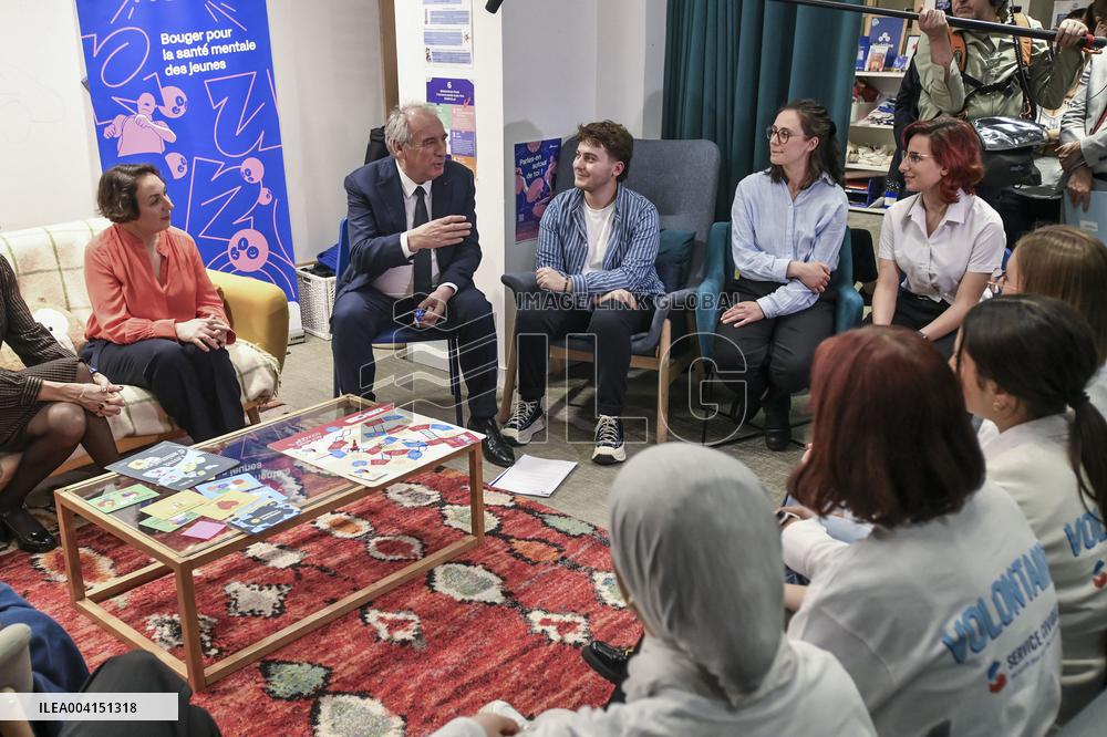 Prime Minister Celebrates 15 Years of Civic Service at Night Call Center