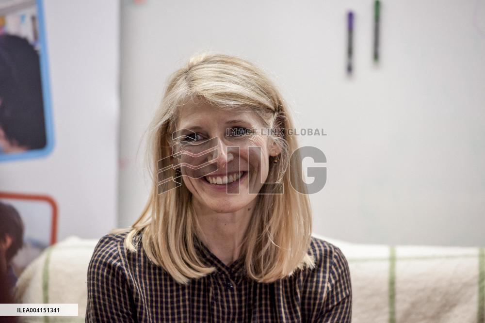 Prime Minister Celebrates 15 Years of Civic Service at Night Call Center