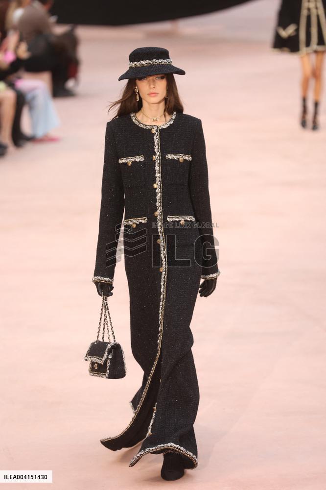 PFW Chanel Runway