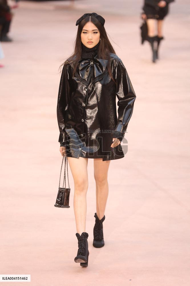 PFW Chanel Runway