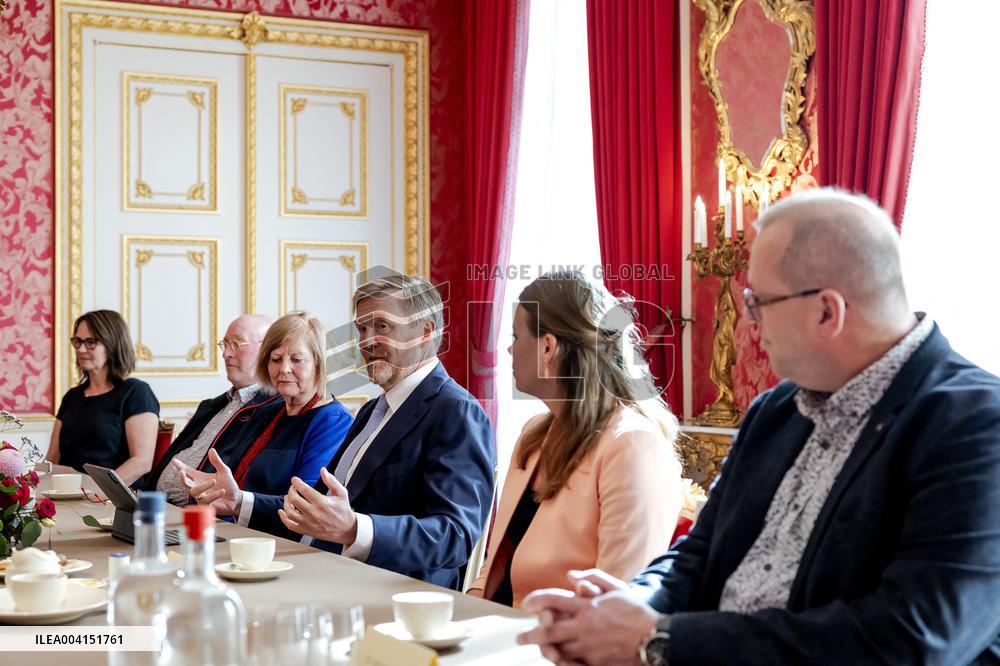 Royal Couple Receives Letter Writers - the Hague