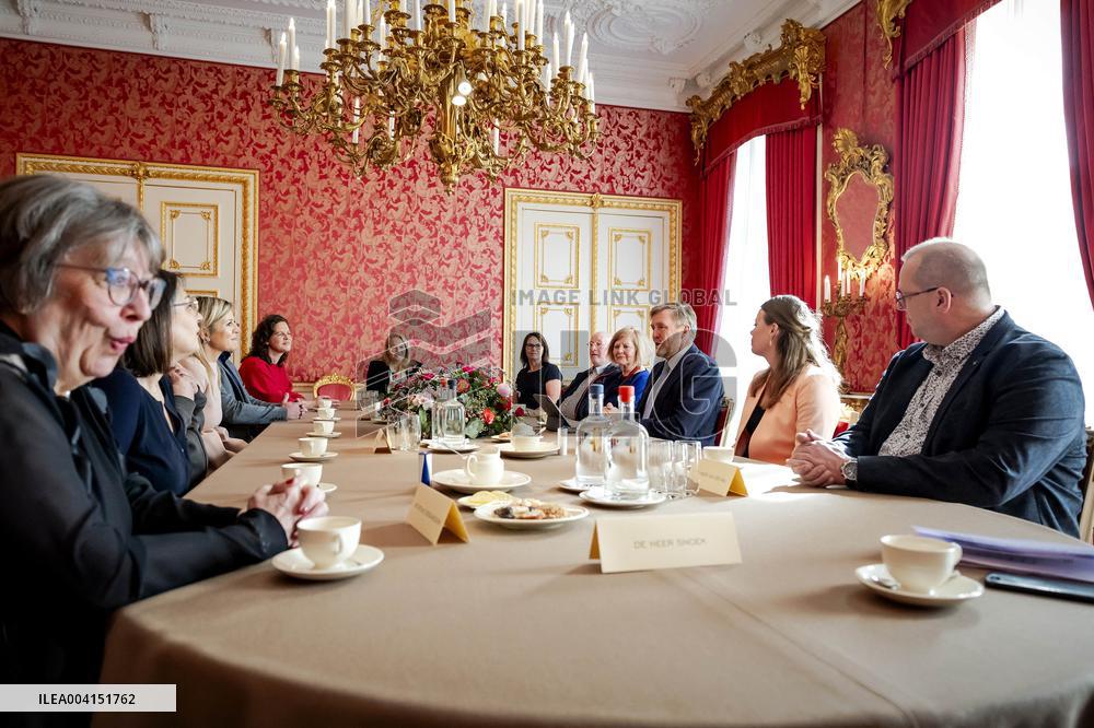 Royal Couple Receives Letter Writers - the Hague