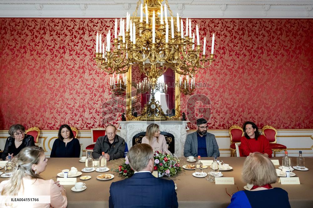 Royal Couple Receives Letter Writers - the Hague