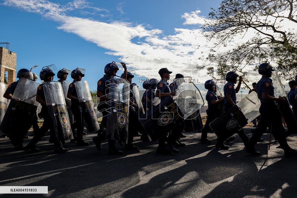 Philippine Authorities Confirm Former President Duterte's Detention