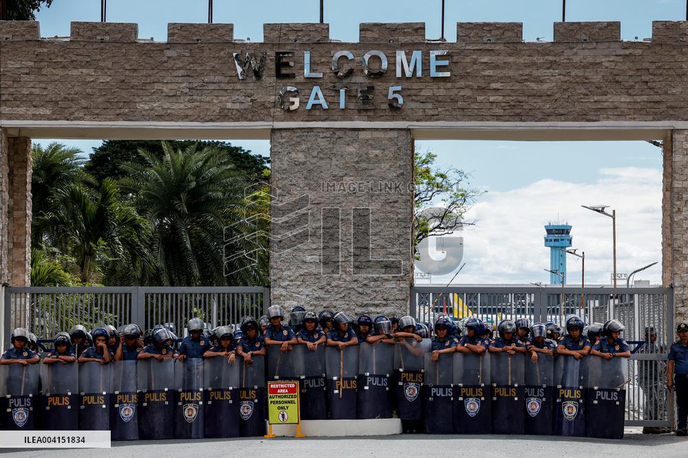 Philippine Authorities Confirm Former President Duterte's Detention