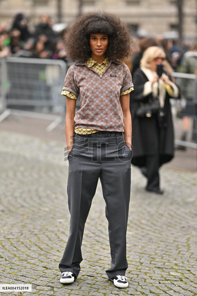 PFW Miu Miu Outside Arrivals