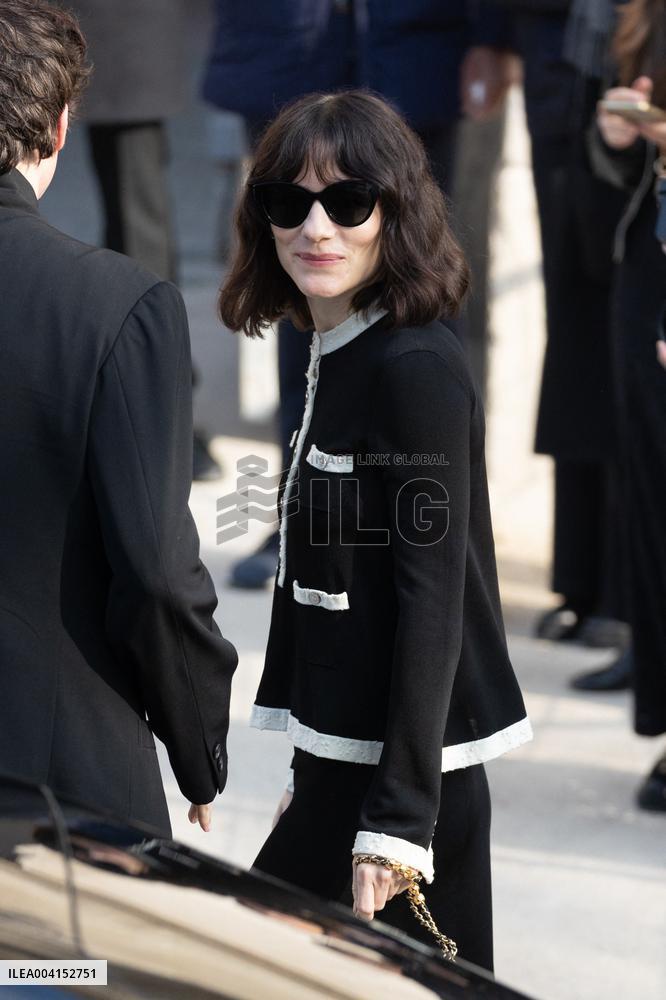 PFW - Chanel  PAP - Arrivals NB