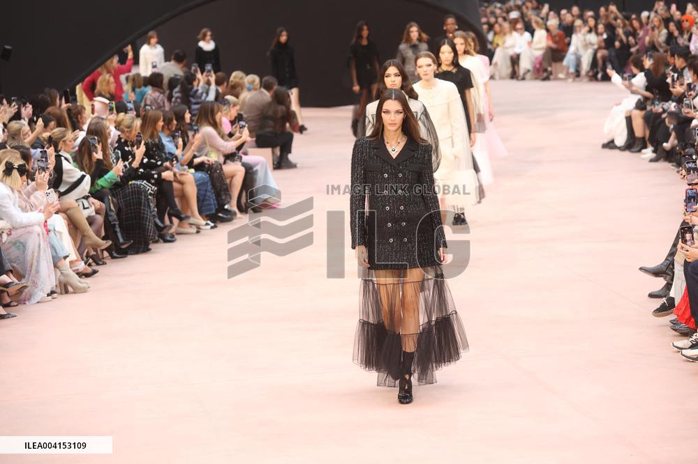 PFW Chanel Runway