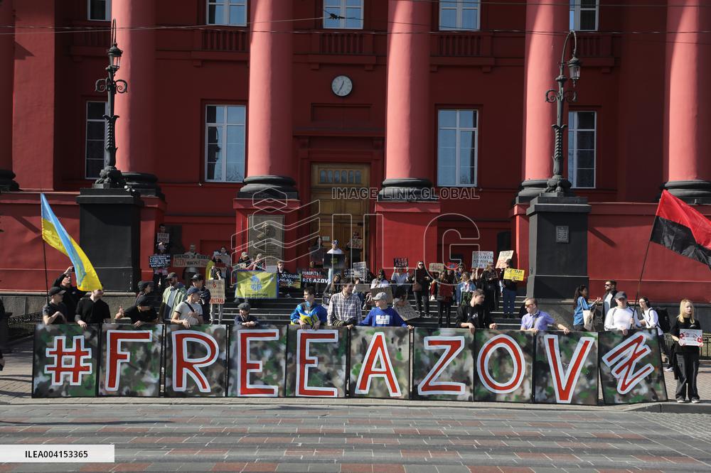 Weekly rally in support of Ukrainian POWs in Kyiv