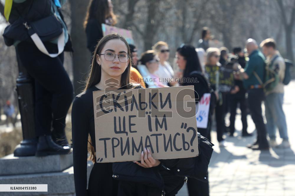 Weekly rally in support of Ukrainian POWs in Kyiv