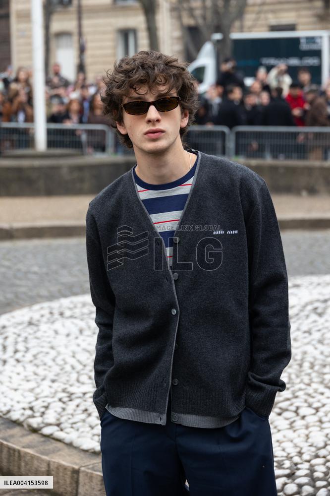 PFW - Miu Miu PAP - Arrivals NB