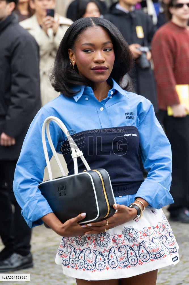 PFW - Miu Miu PAP - Arrivals NB