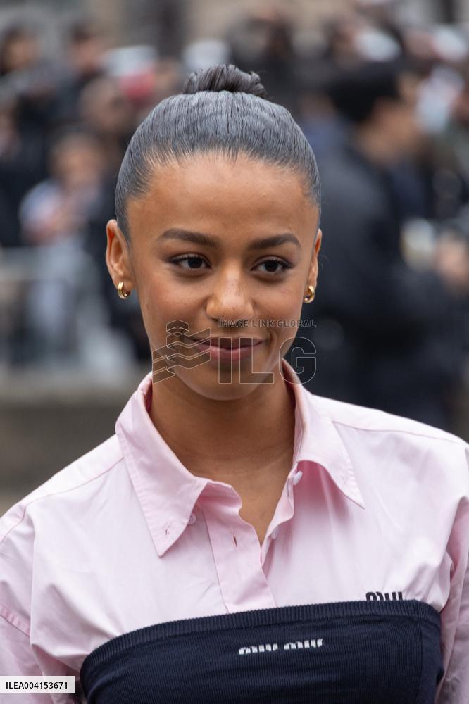 PFW - Miu Miu PAP - Arrivals NB