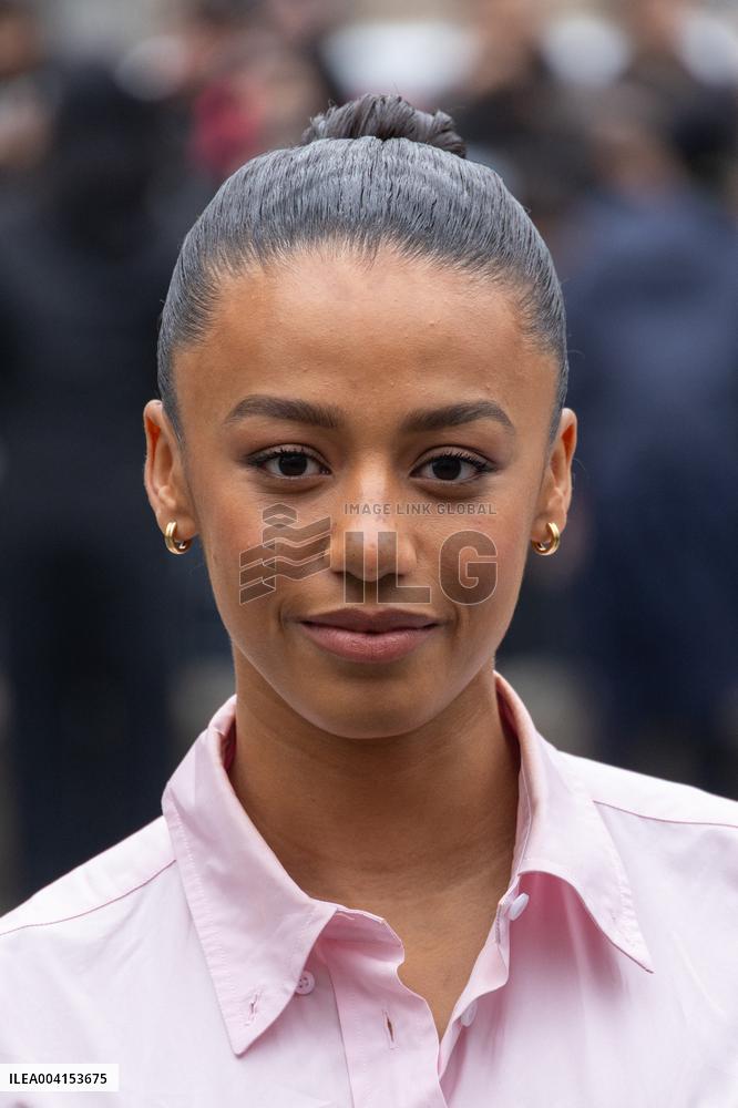 PFW - Miu Miu PAP - Arrivals NB