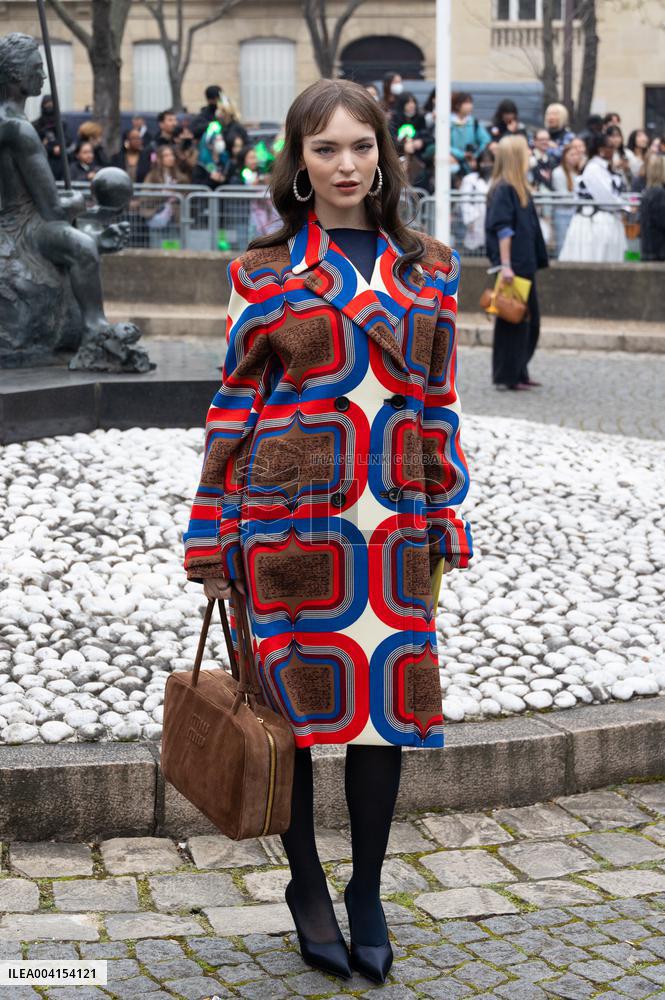 PFW - Miu Miu PAP - Arrivals NB