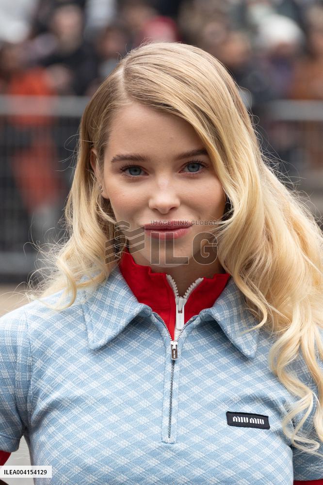 PFW - Miu Miu PAP - Arrivals NB