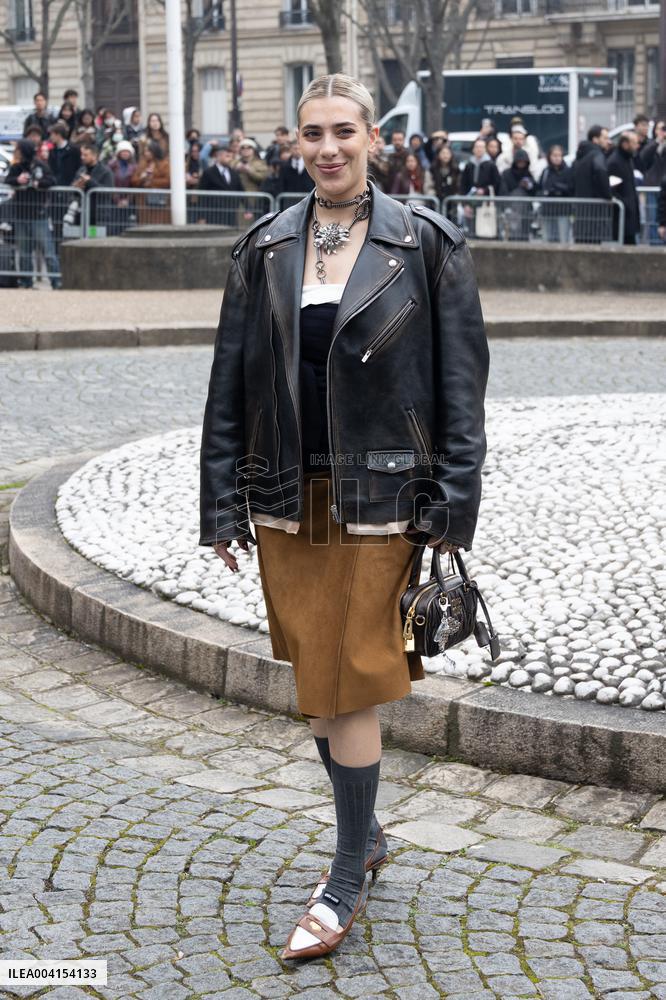 PFW - Miu Miu PAP - Arrivals NB