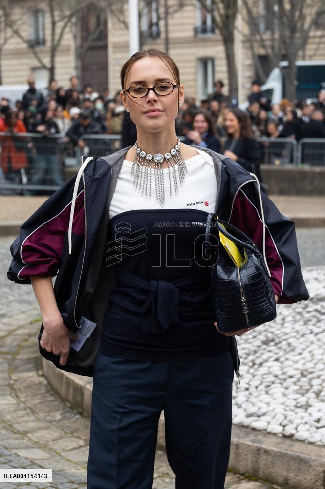 PFW - Miu Miu PAP - Arrivals NB