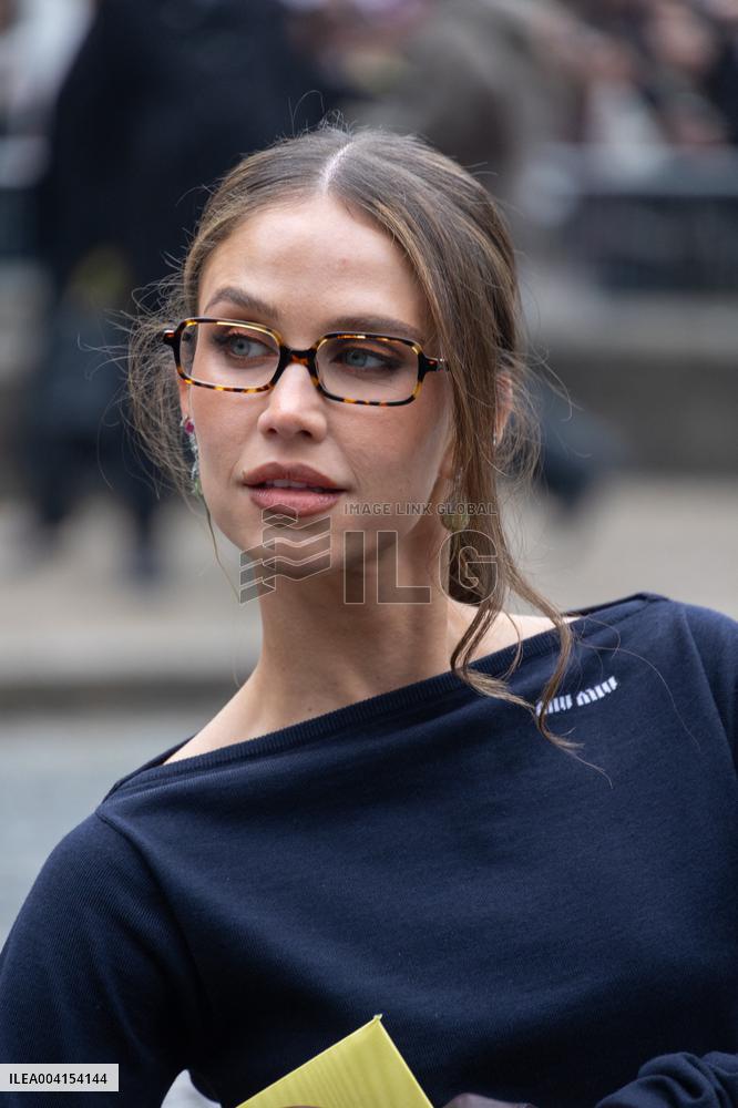 PFW - Miu Miu PAP - Arrivals NB