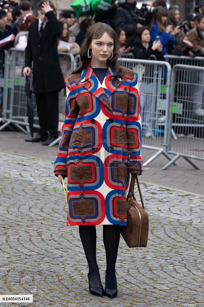 PFW - Miu Miu PAP - Arrivals NB
