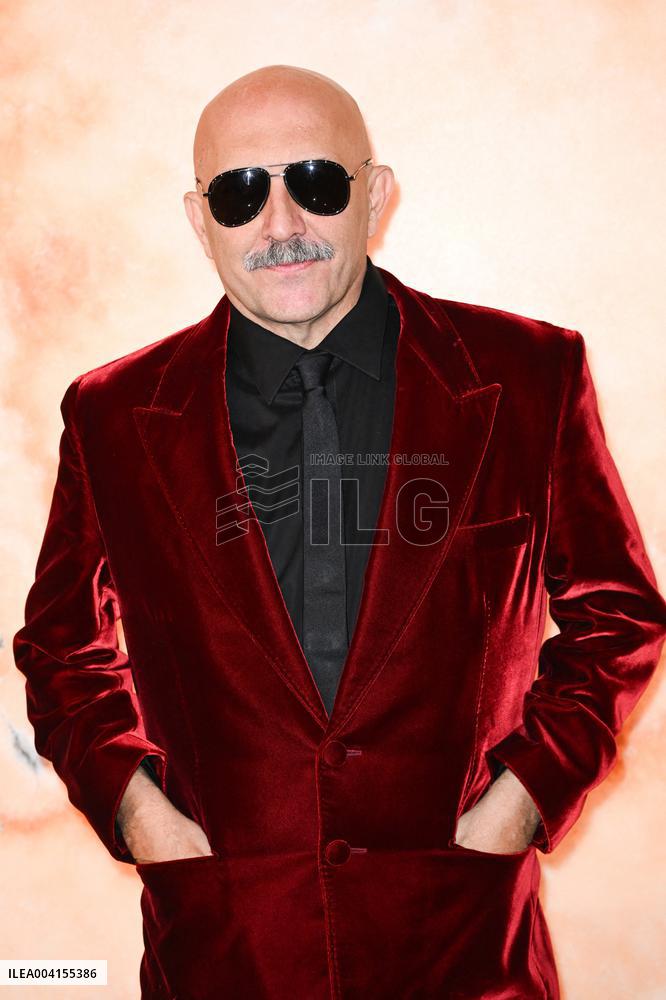 PFW Yves Saint Laurent Photocall