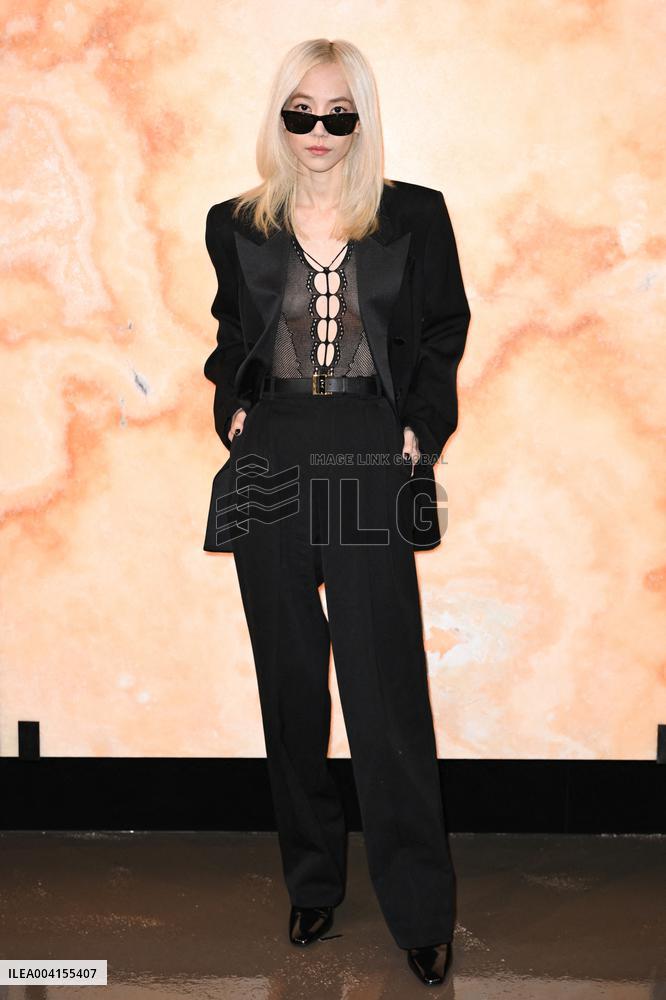 PFW Yves Saint Laurent Photocall