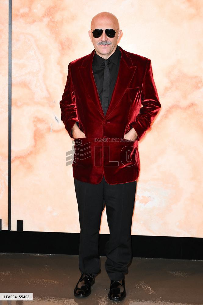 PFW Yves Saint Laurent Photocall