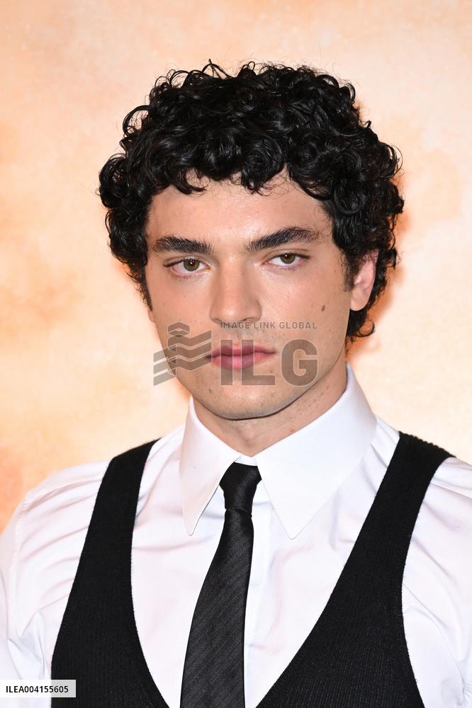 PFW Yves Saint Laurent Photocall