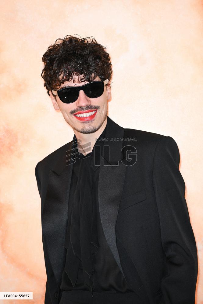 PFW Yves Saint Laurent Photocall