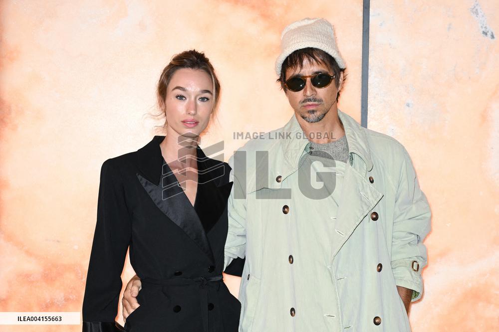 PFW Yves Saint Laurent Photocall