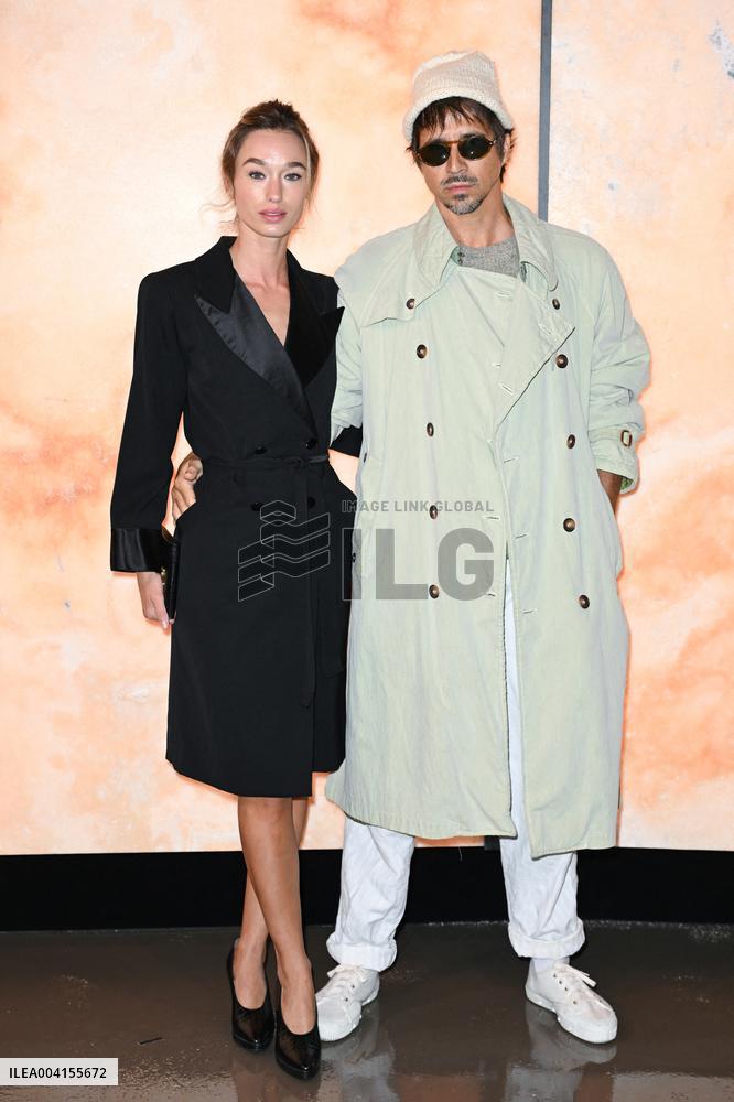 PFW Yves Saint Laurent Photocall