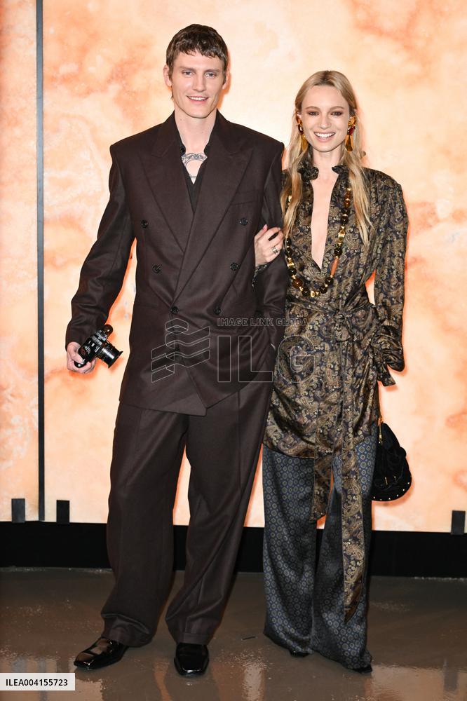 PFW Yves Saint Laurent Photocall