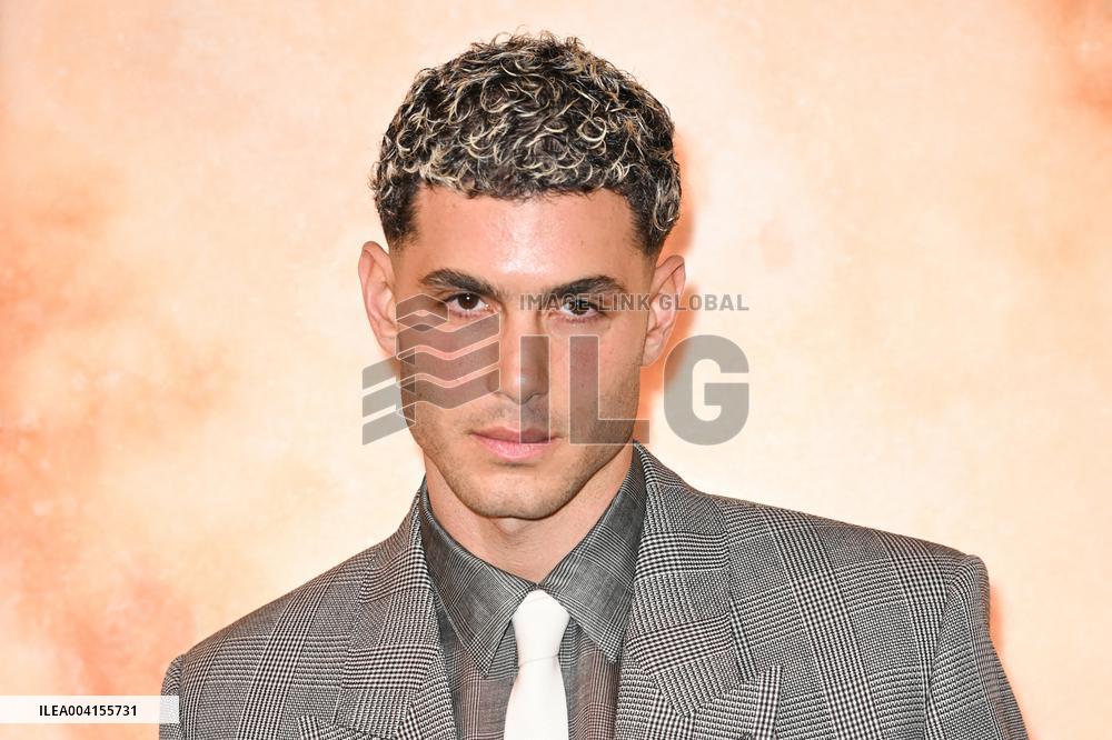PFW Yves Saint Laurent Photocall