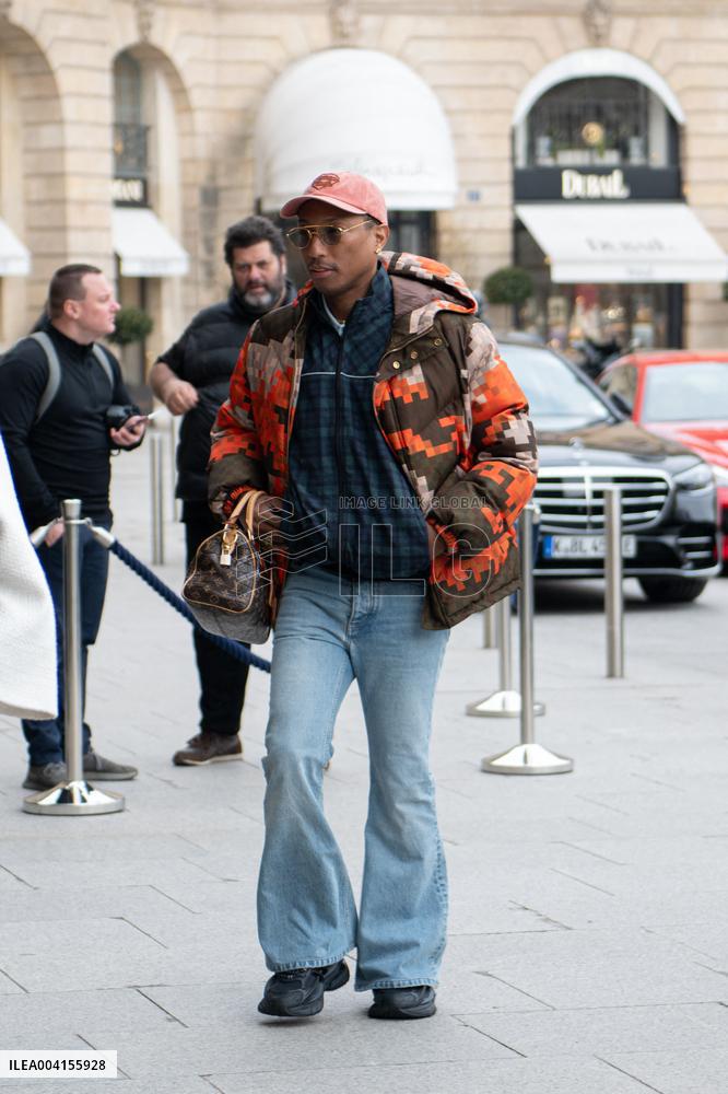 PFW - Pharrell Williams Outside The Ritz