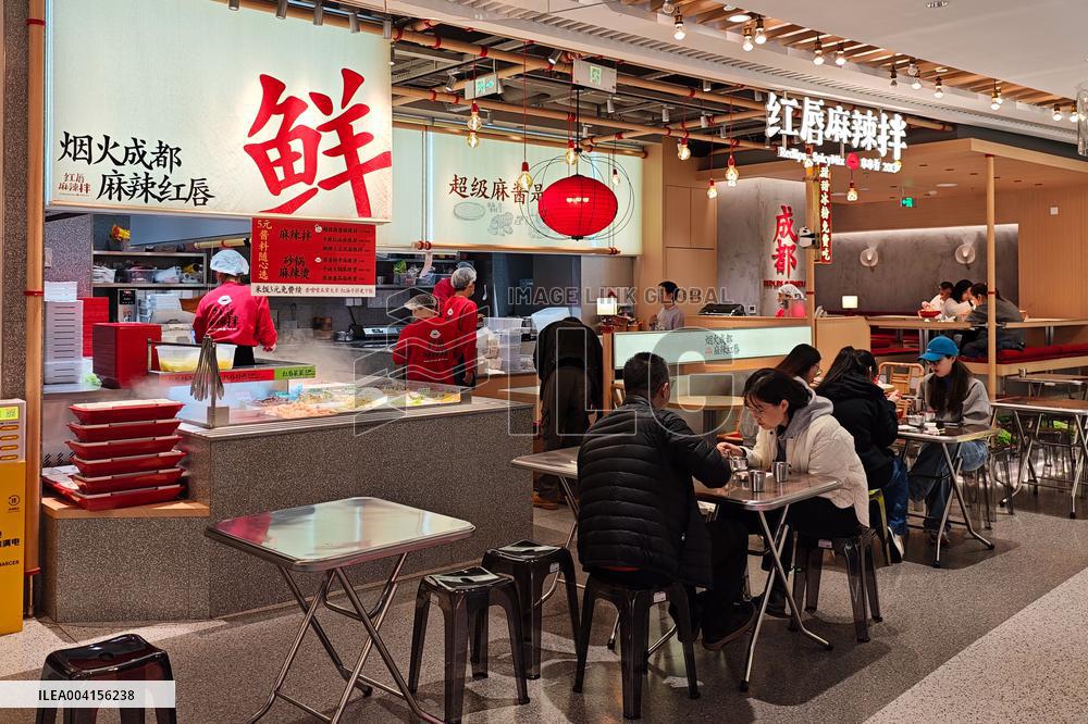 White-collar Lunch in Shanghai