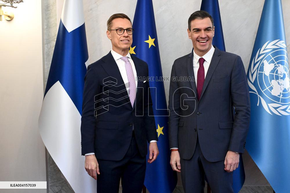 Finnish President Alexander Stubb meeting Spanish Prime Minister Pedro Sanchez