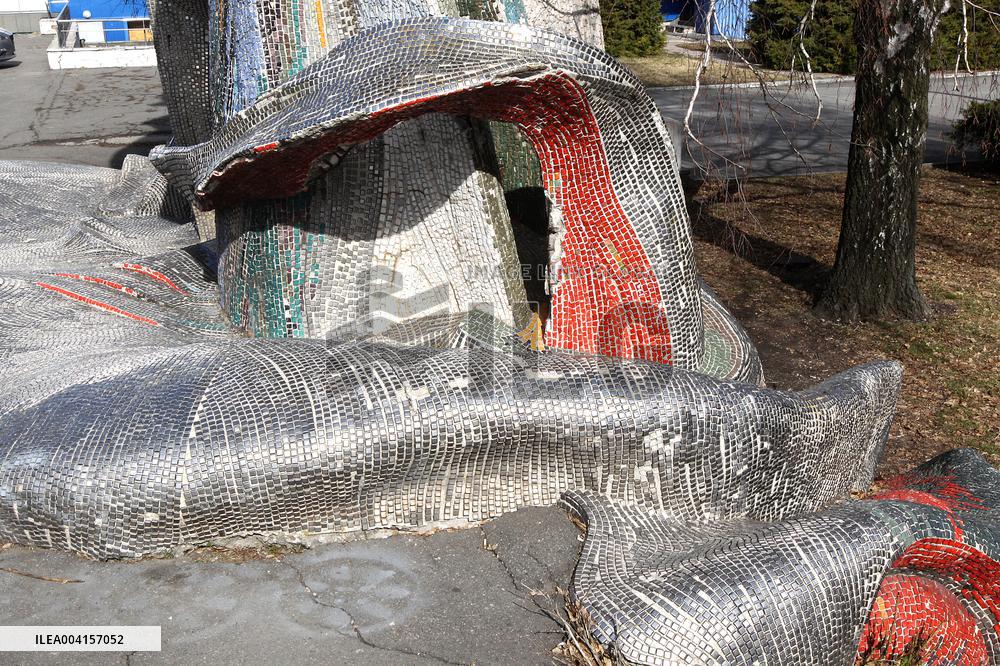 Meteorite sculpture in Dnipro