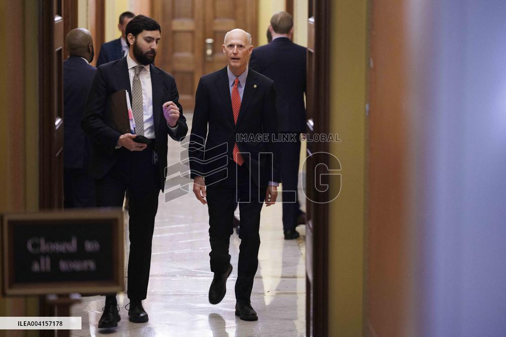 Senators Arrive at Capitol Building - Washington