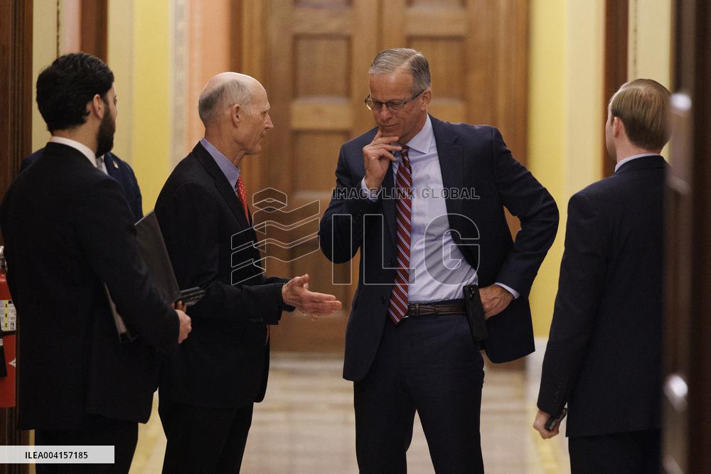 Senators Arrive at Capitol Building - Washington