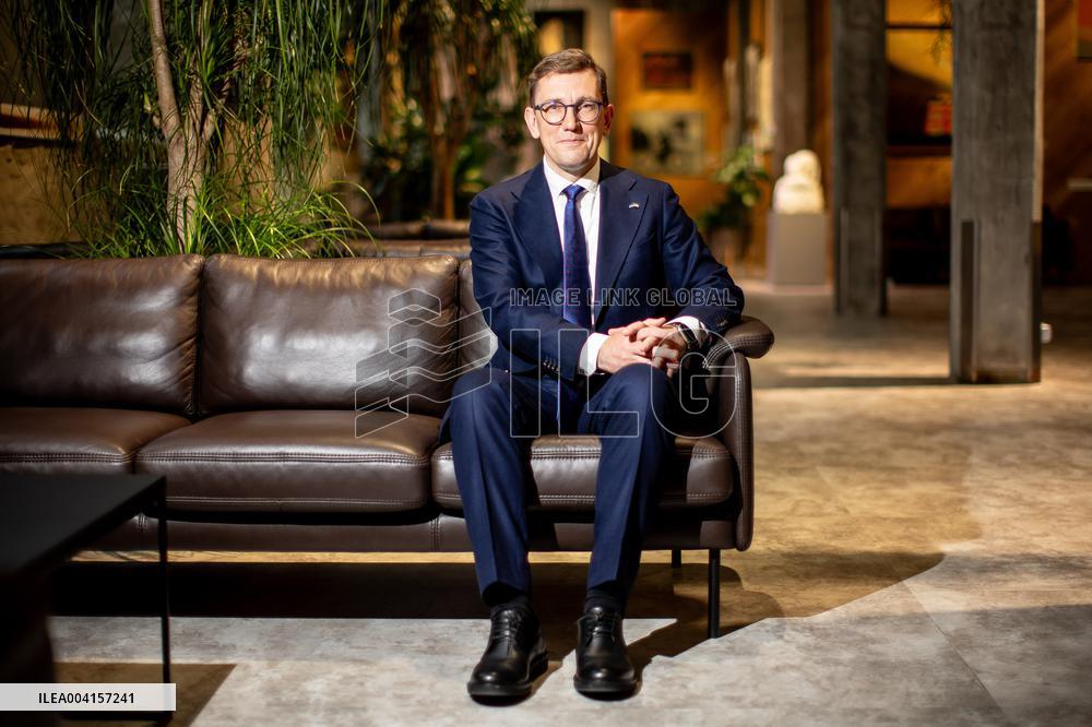 Government crisis in Estonia.