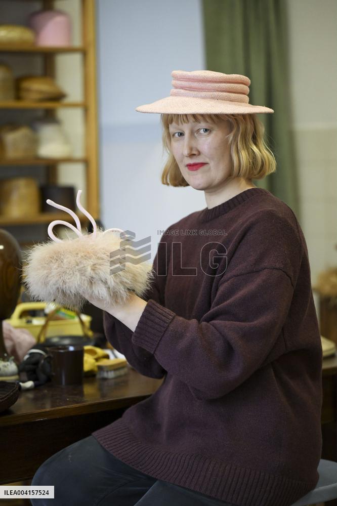 Käsityöammatialisen studiolla