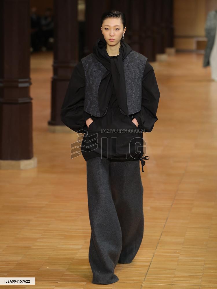 PFW - Veronique Leroy Runway