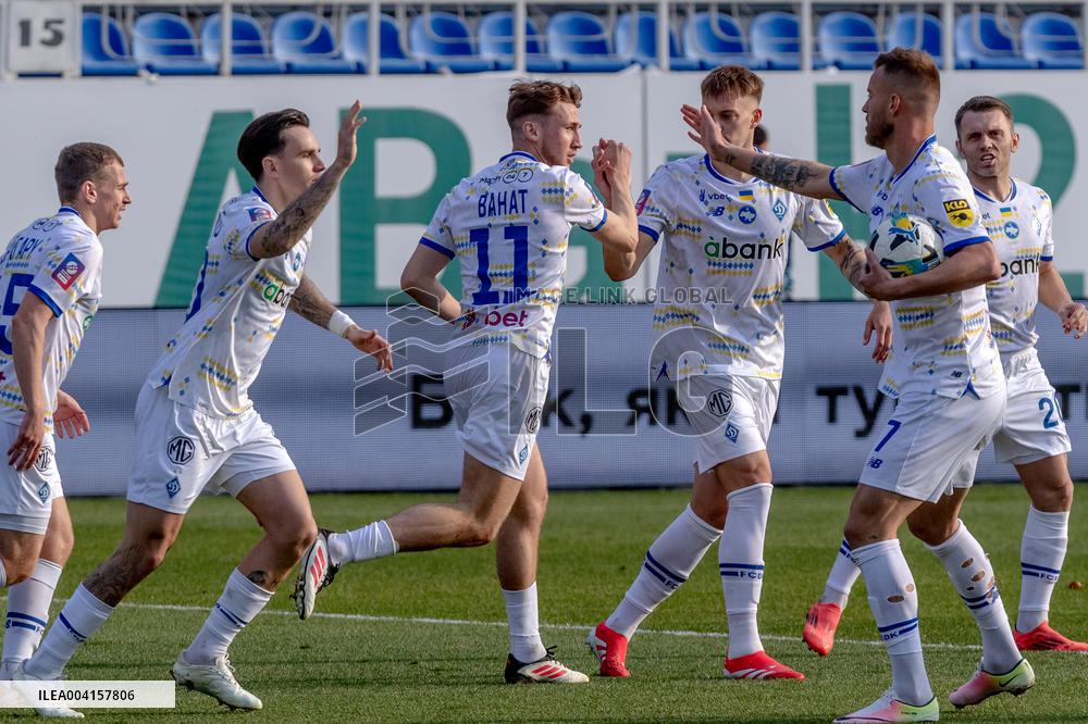 Dynamo and Zorya play to 2-2 draw in Ukrainian Premier League match in Kyiv