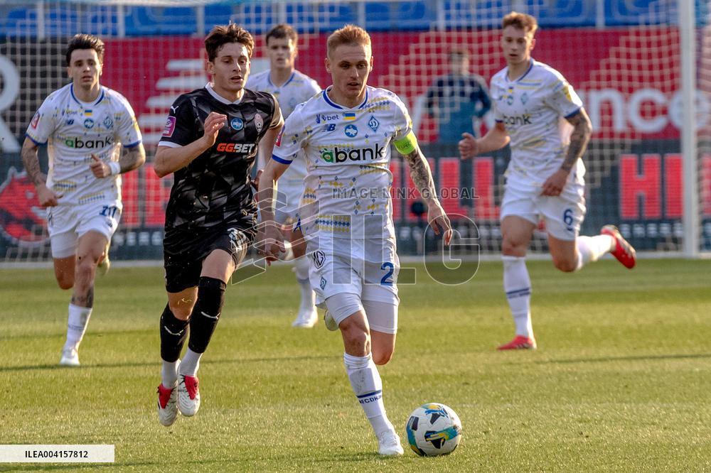 Dynamo and Zorya play to 2-2 draw in Ukrainian Premier League match in Kyiv