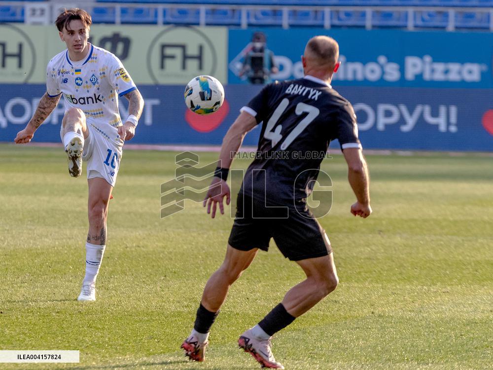 Dynamo and Zorya play to 2-2 draw in Ukrainian Premier League match in Kyiv