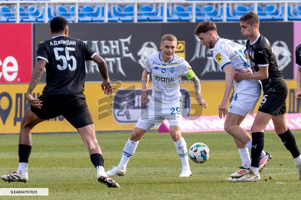 Dynamo and Zorya play to 2-2 draw in Ukrainian Premier League match in Kyiv