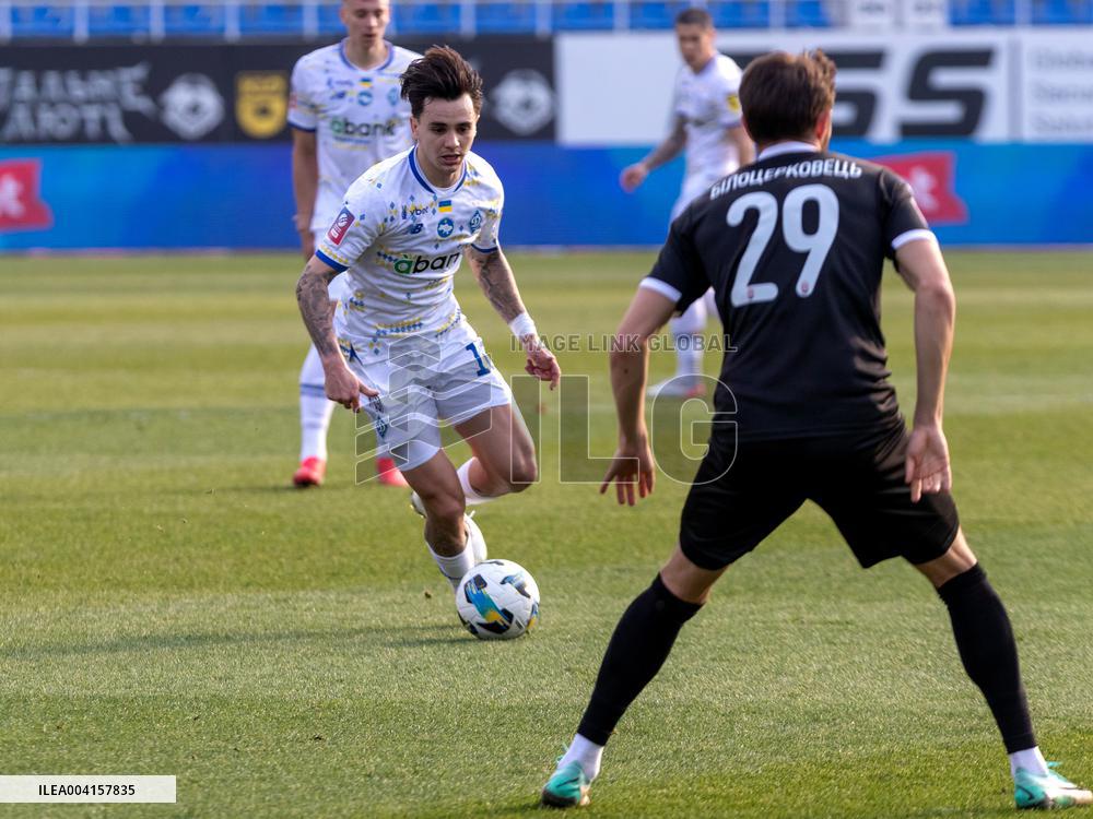 Dynamo and Zorya play to 2-2 draw in Ukrainian Premier League match in Kyiv