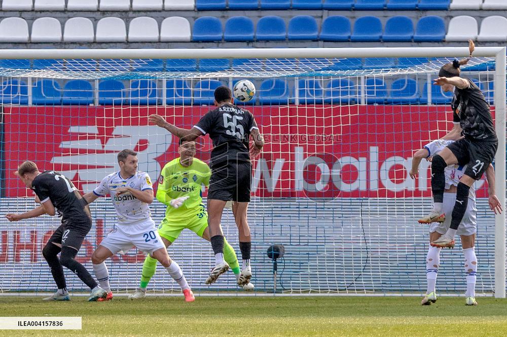 Dynamo and Zorya play to 2-2 draw in Ukrainian Premier League match in Kyiv